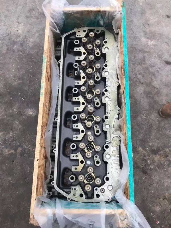 2610799 On Highway Engine  C13 Cylinder Head OEM Available