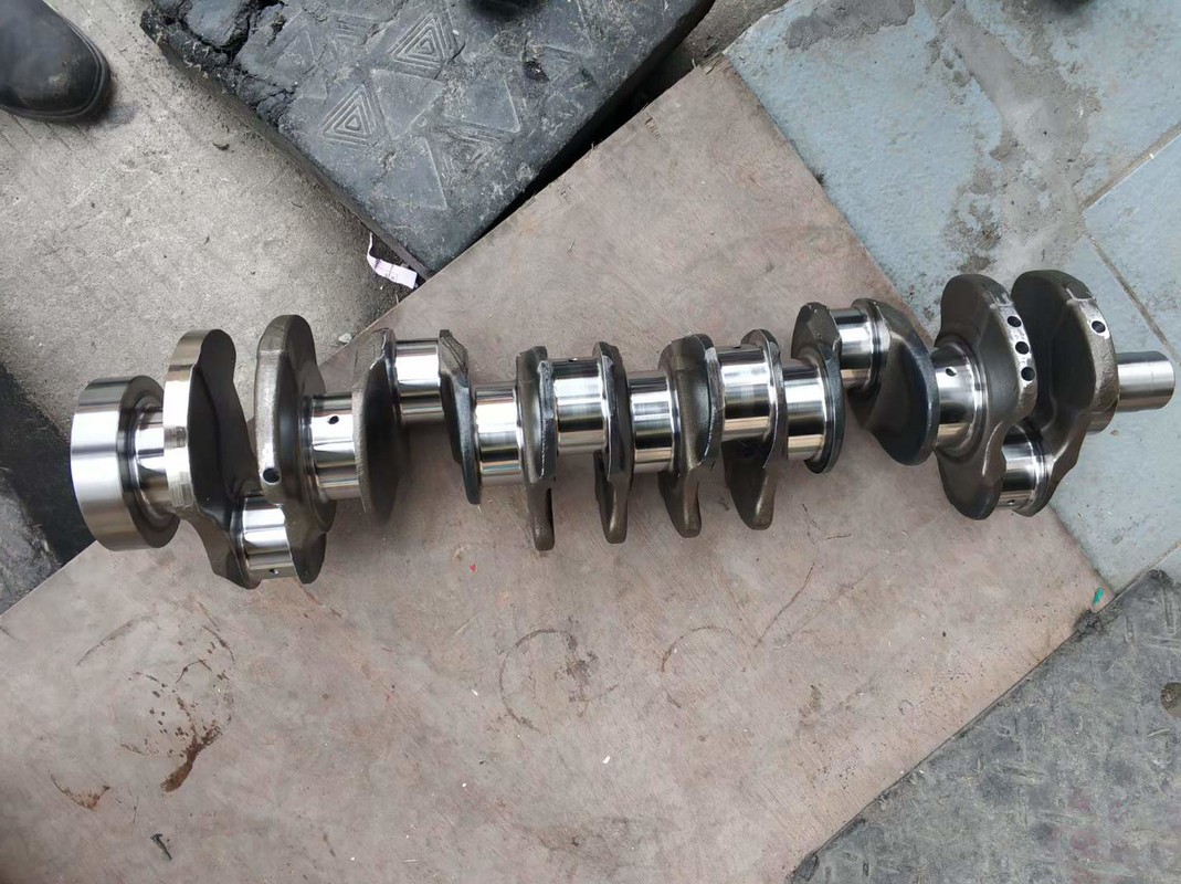 UCX300 Wheel Crane Hitachi Engine Parts 4639843 Cast Iron Crankshaft